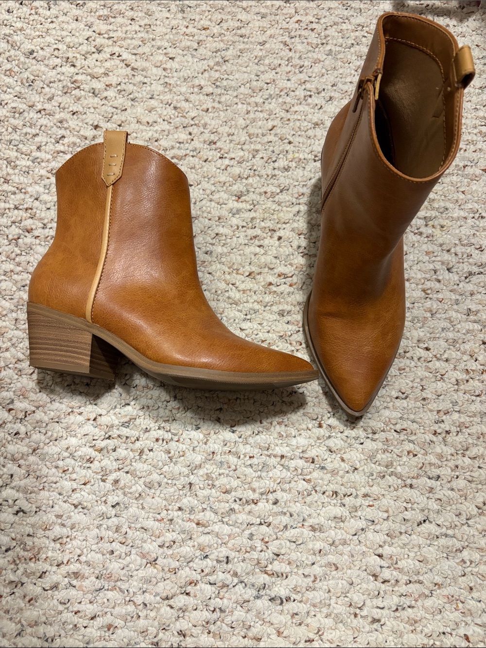 Universal Thread Tan Pointed-Toe Western Ankle Boots
